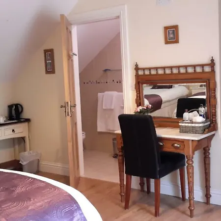 Caragh River Lodge *